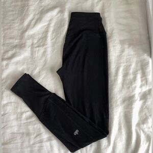 Alo High-Waist Alosoft Lounge Legging